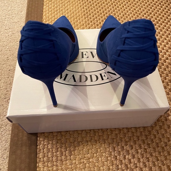 🆕Blue Nubuck Pumps - Picture 5 of 8